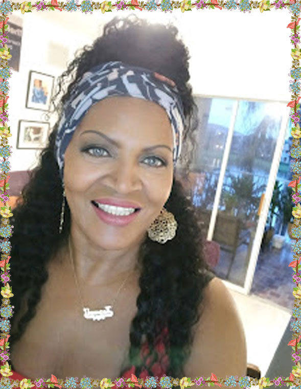 The Psychic Queen – best tarot reader in NYC